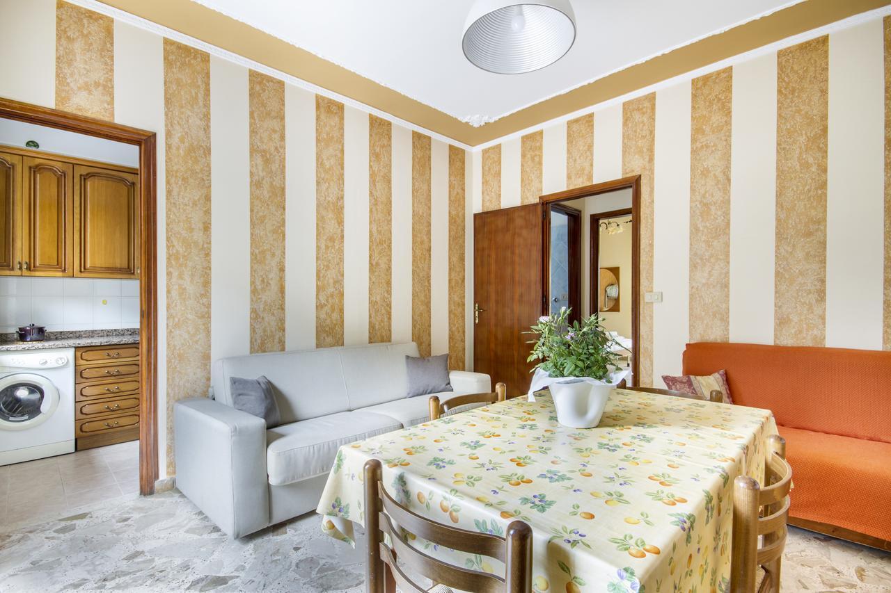Casa Vacanza Paradise Vicino Cefalu Con Servizio Di Piscina A 3 Chilometri Apartment Campofelice Di Roccella Exterior photo